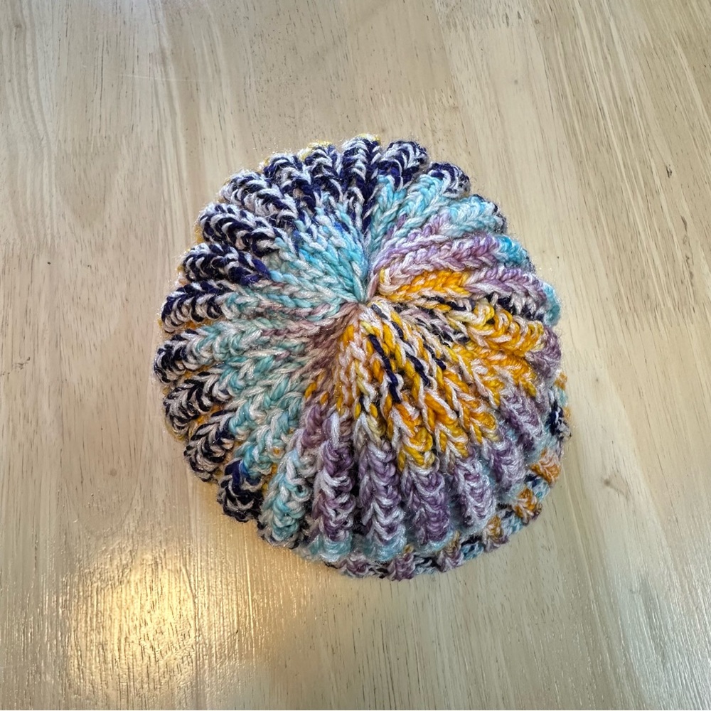 New Handmade Crochet Beanie Fold over Hat Winter Orange Purple Blue Speckled - Picture 5 of 9